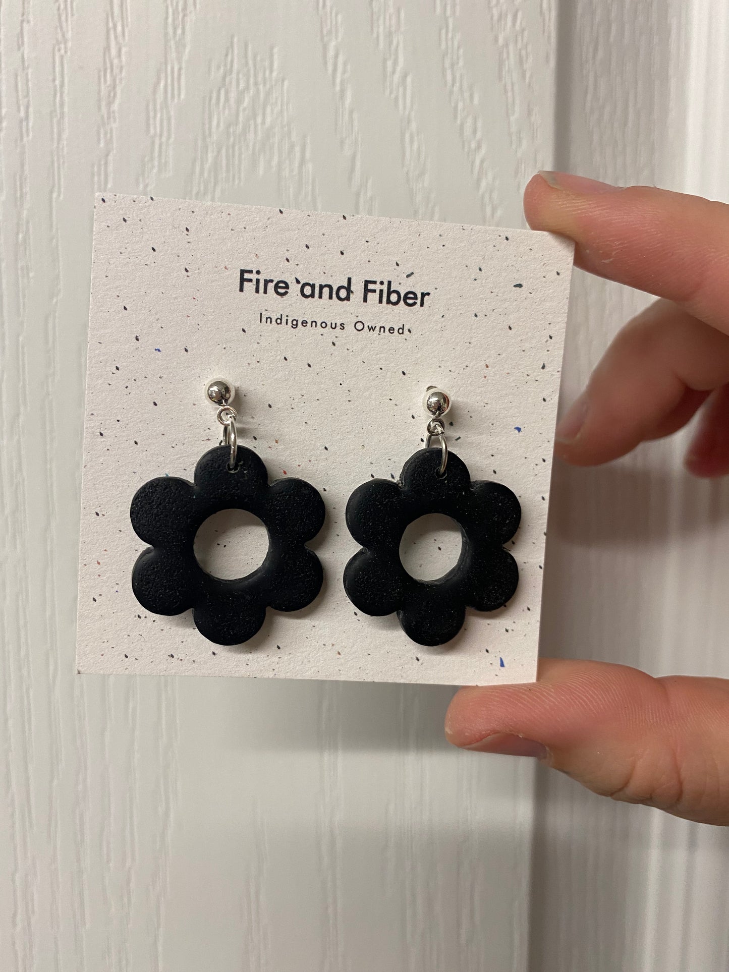 Groovy Midi Daisies